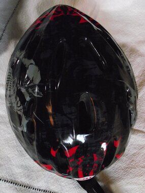 BOYS SIZE 54-56 CM, SCORPION Bell BIKING HELMET